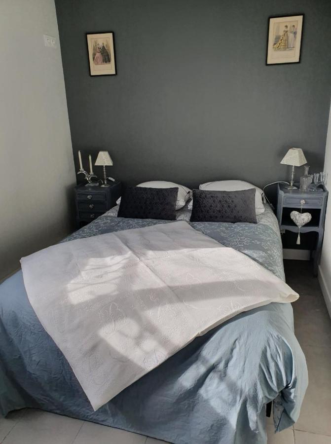 Hotel Restaurant Du Commerce Poulainville Екстер'єр фото