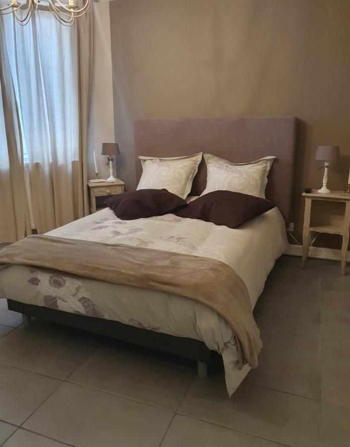 Hotel Restaurant Du Commerce Poulainville Екстер'єр фото