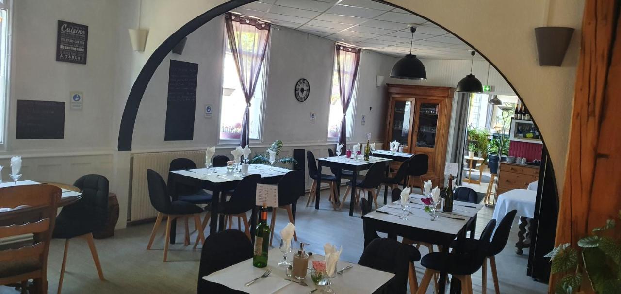 Hotel Restaurant Du Commerce Poulainville Екстер'єр фото